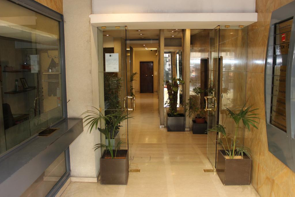 เรซิเดนซา มอนฟี Hotel โรม ภายนอก รูปภาพ