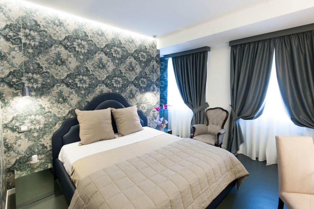 เรซิเดนซา มอนฟี Hotel โรม ภายนอก รูปภาพ