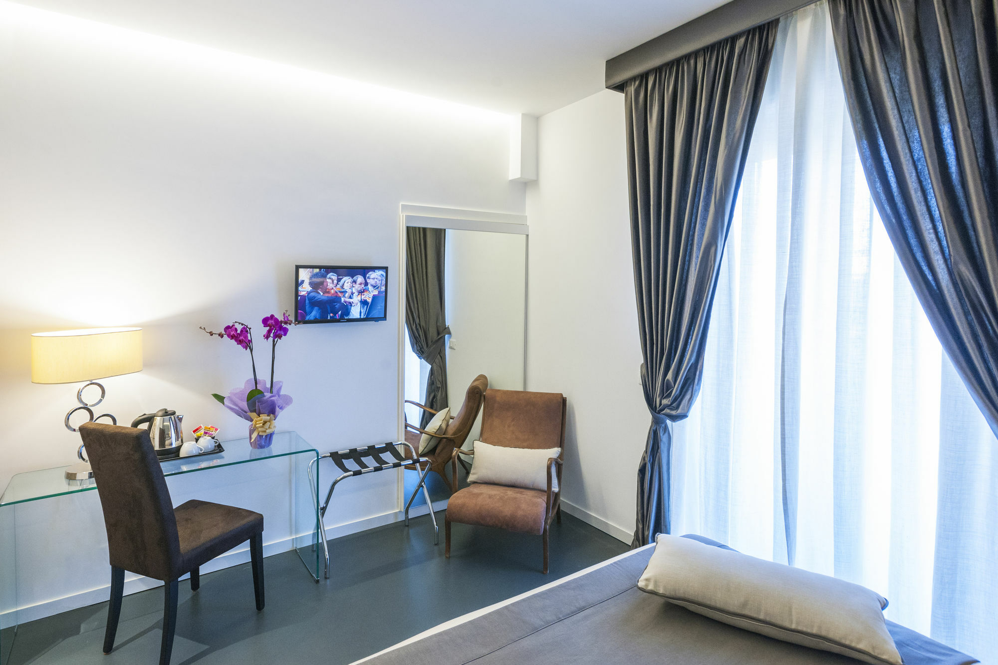 เรซิเดนซา มอนฟี Hotel โรม ภายนอก รูปภาพ